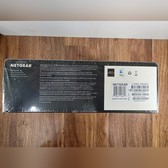 NETGEAR Nighthawk Black WiFi Cable Modem Router - Picture 6 of 6